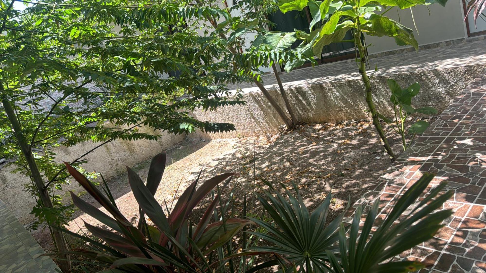 Hotel Blue Turtle บากาลาร์ ภายนอก รูปภาพ