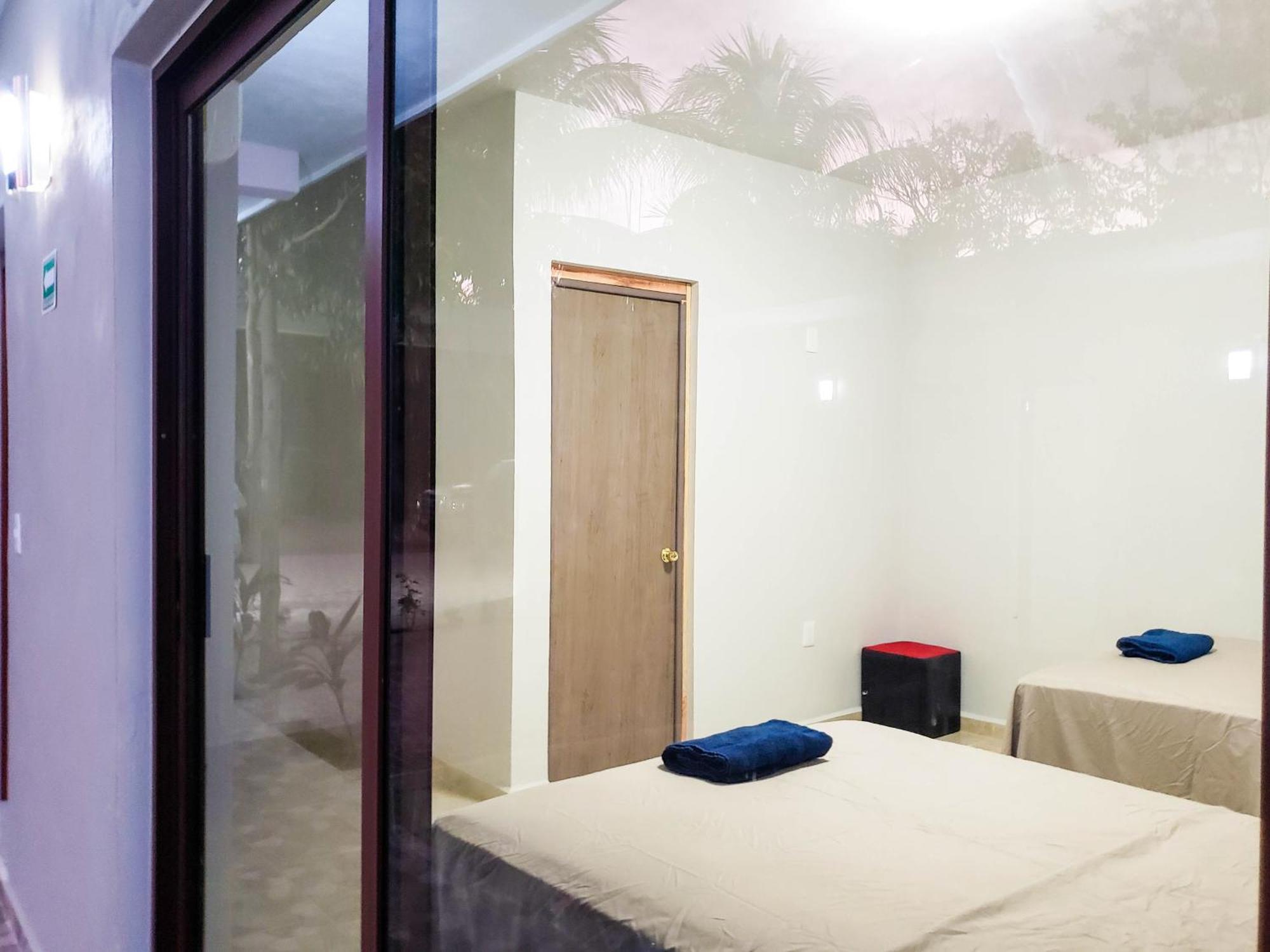 Hotel Blue Turtle บากาลาร์ ภายนอก รูปภาพ
