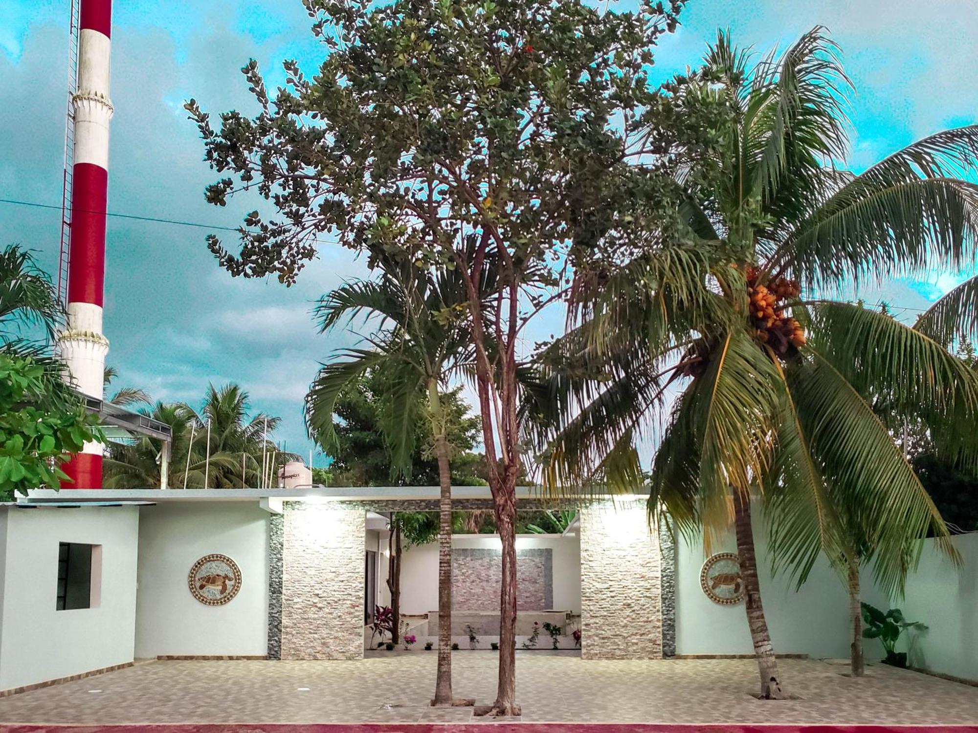 Hotel Blue Turtle บากาลาร์ ภายนอก รูปภาพ