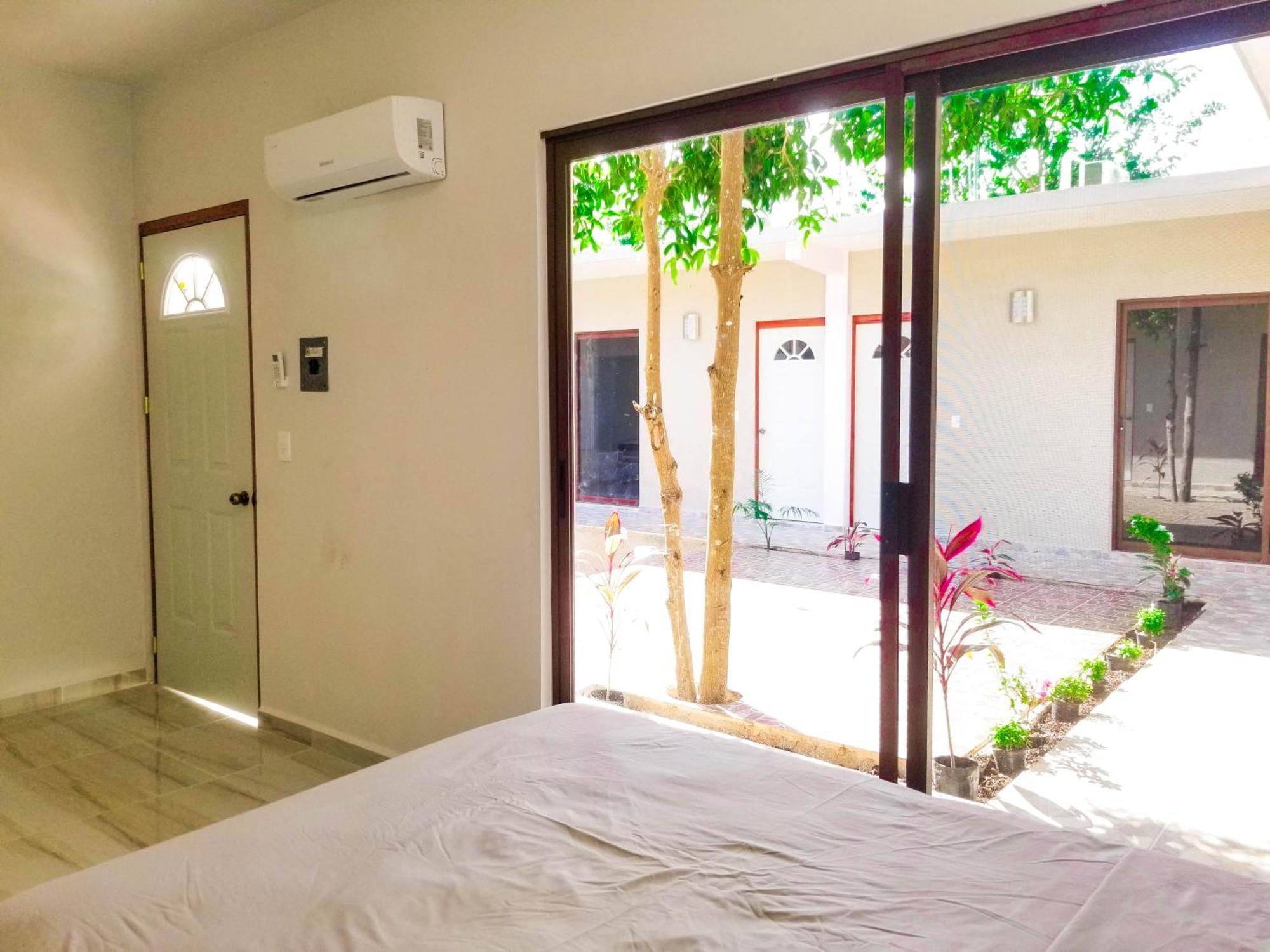 Hotel Blue Turtle บากาลาร์ ภายนอก รูปภาพ
